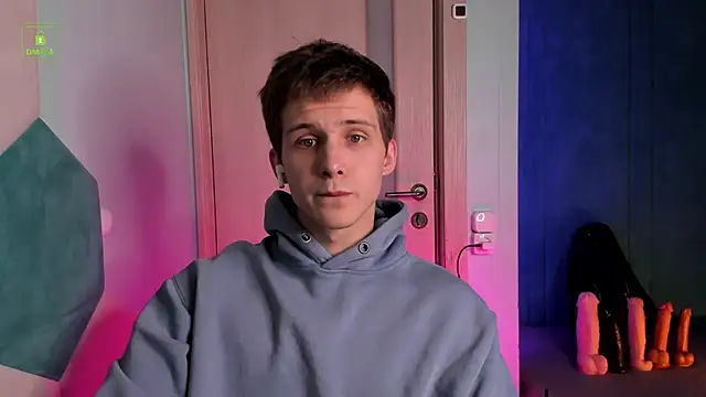 Snapshot of MarkGWalker chatting on 12-27-24, 03:37 MarkGWalker online show from 12-27-24, 03:37