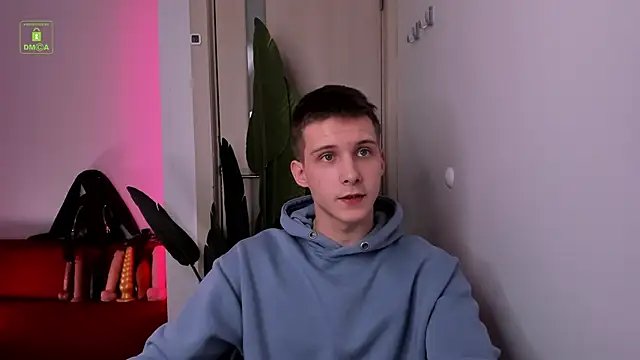 Snapshot of MarkGWalker chatting on 01-17-25, 10:33 MarkGWalker online show from 01-17-25, 10:33