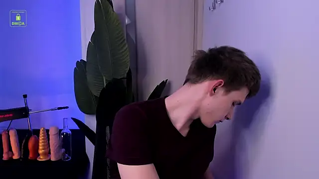 Snapshot of MarkGWalker chatting on 02-16-25, 03:38 MarkGWalker online show from 02-16-25, 03:38