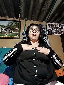 clarita 01 online show from 09-30-25, 11:48