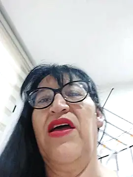 clarita 01 online show from 10-12-25, 10:58