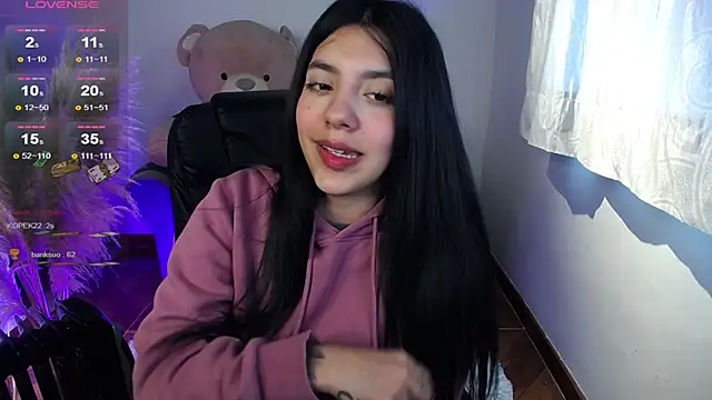 Snapshot of Alin_Aly chatting on 06-19-26, 03:38 Alin Aly online show from 06-19-26, 03:38
