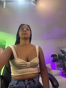 JANYLOVE   online show from 05-18-26, 10:54