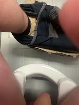 Bolo23693 online show from 11-19-25, 03:23