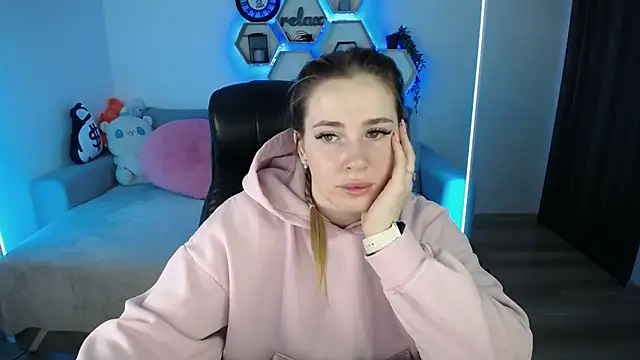 SabrinViolet online show from 03-04-26, 09:15