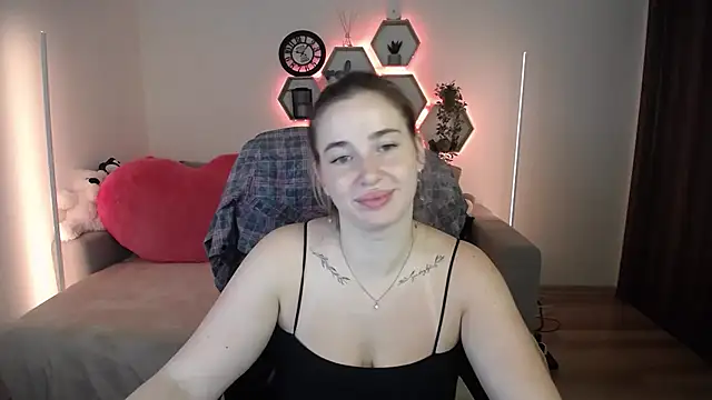 Snapshot of SabrinViolet chatting on 07-22-26, 09:01 SabrinViolet online show from 07-22-26, 09:01