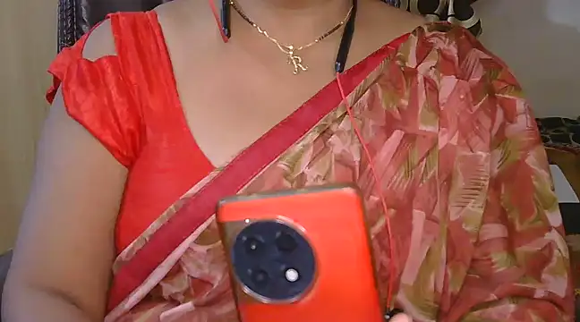 Snapshot of Cute_Ruhi99 chatting on 02-24-25, 09:10 Cute Ruhi99 online show from 02-24-25, 09:10