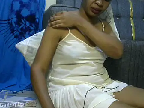 Sexy Kezzy online show from 03-11-25, 11:04