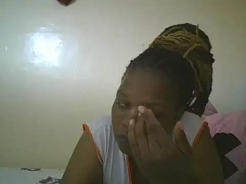Snapshot of clakemmy250 chatting on 02-03-25, 08:57 clakemmy250 online show from 02-03-25, 08:57