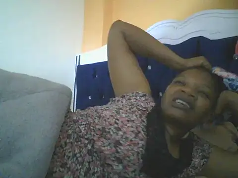 Snapshot of clakemmy250 chatting on 02-06-25, 09:49 clakemmy250 online show from 02-06-25, 09:49