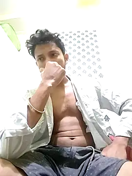 Snapshot of Indiandaddy11 chatting on 05-05-26, 01:57 Indiandaddy11 online show from 05-05-26, 01:57