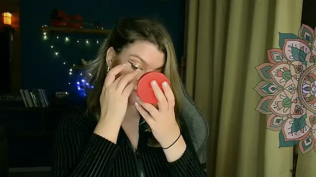 VioletteWay online show from 10-26-25, 04:13