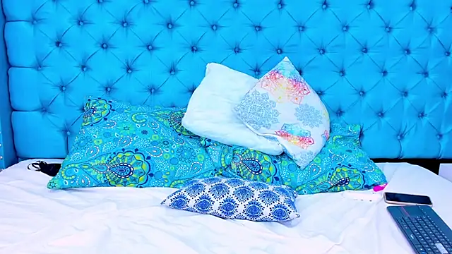 PariisRoa online show from 03-02-25, 04:53