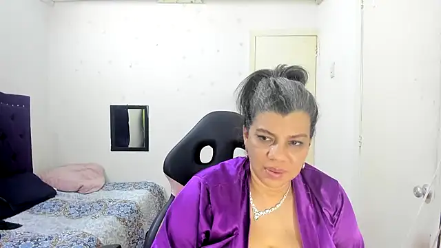 vikyadams online show from 10-22-25, 10:09