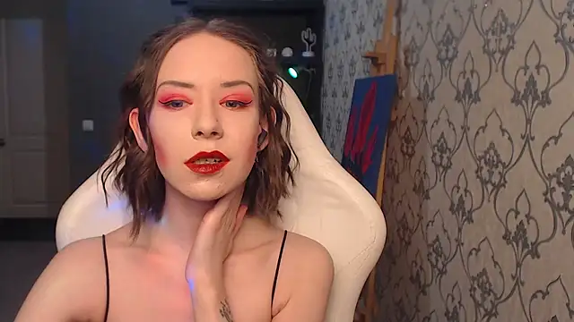 FascinatingEyess online show from 04-19-26, 08:22