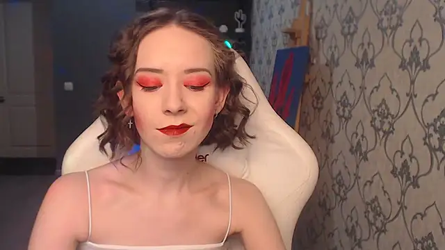 FascinatingEyess online show from 05-06-26, 05:07
