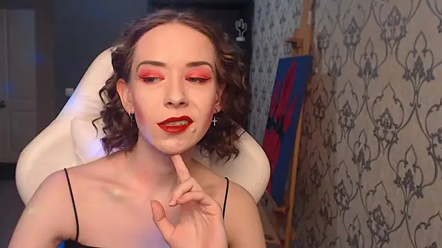 FascinatingEyess online show from 05-18-26, 07:52