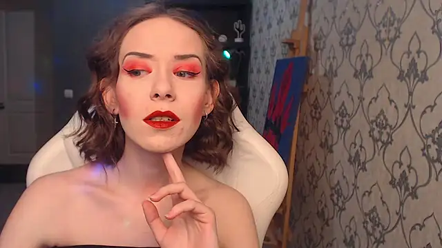 FascinatingEyess online show from 05-19-26, 07:31