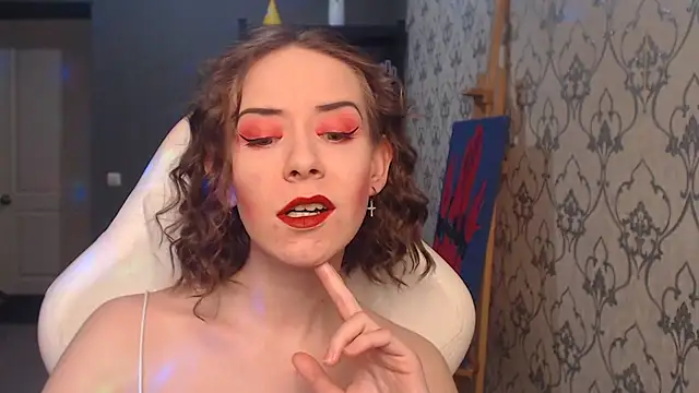 FascinatingEyess online show from 06-01-26, 07:15