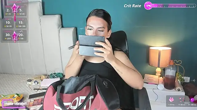 yossi peach cute online show from 11-30-25, 08:02