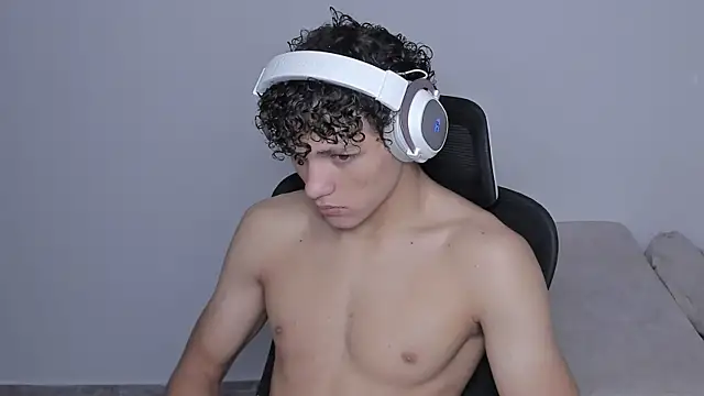 laurent nova online show from 09-28-25, 06:57