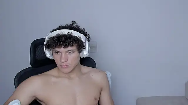 laurent nova online show from 11-09-25, 07:17