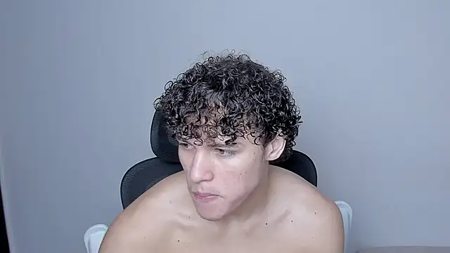 laurent nova online show from 11-11-25, 05:40