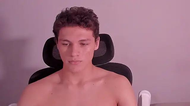 laurent nova online show from 04-01-26, 11:11