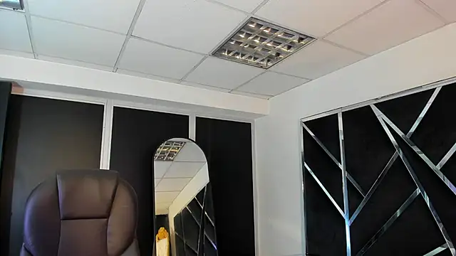 Ivanna18 x online show from 11-16-25, 03:45