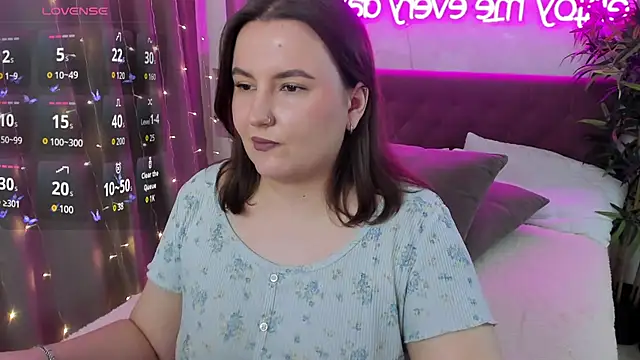 FeralPeach online show from 01-18-26, 05:22