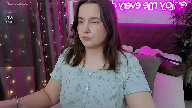 FeralPeach online show from 05-09-26, 07:13