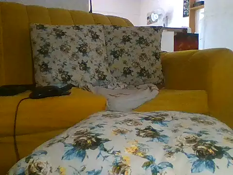 Snapshot of sherry_anne chatting on 06-11-26, 10:35 sherry anne online show from 06-11-26, 10:35