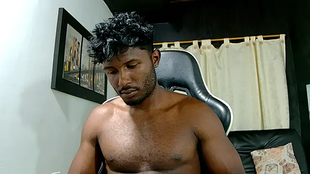 Snapshot of Black_indiian chatting on 12-18-25, 05:52 Black indiian online show from 12-18-25, 05:52