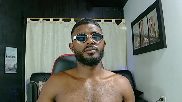 Snapshot of Black_indiian chatting on 02-19-26, 05:53 Black indiian online show from 02-19-26, 05:53