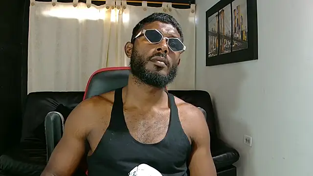 Snapshot of Black_indiian chatting on 03-11-26, 02:56 Black indiian online show from 03-11-26, 02:56