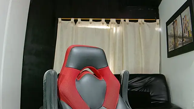 Snapshot of Black_indiian chatting on 03-13-26, 07:20 Black indiian online show from 03-13-26, 07:20