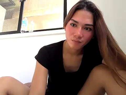 Snapshot of Ur_dreamgurl05 chatting on 07-18-26, 03:54 Ur dreamgurl05 online show from 07-18-26, 03:54