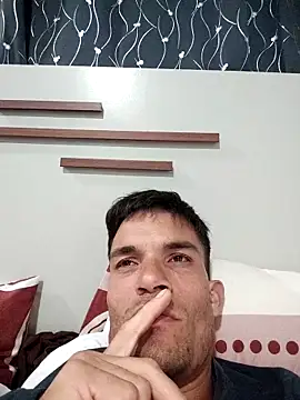 719610 online show from 11-10-25, 02:10