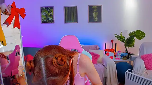 Alyssa Smitt online show from 02-20-25, 07:45