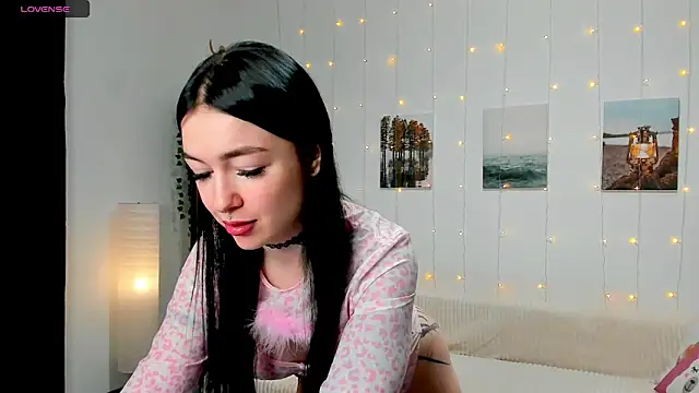 Magic Allie online show from 03-11-25, 07:25