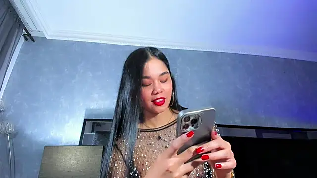 Snapshot of JasmineMoore chatting on 12-06-24, 10:30 JasmineMoore online show from 12-06-24, 10:30