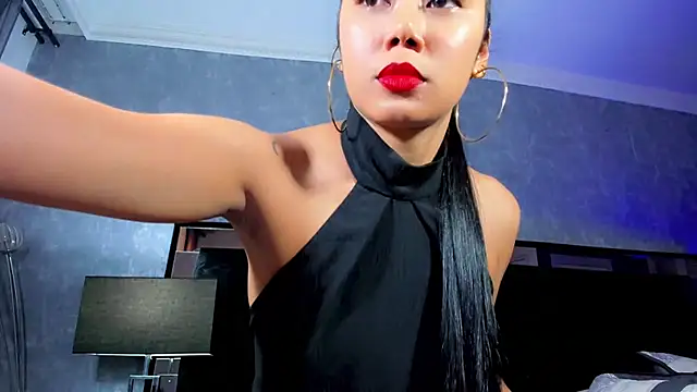 Snapshot of JasmineMoore chatting on 12-10-24, 10:05 JasmineMoore online show from 12-10-24, 10:05