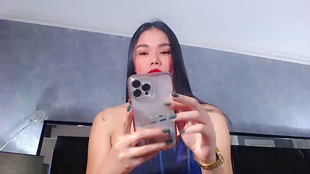 Snapshot of JasmineMoore chatting on 03-08-25, 09:18 JasmineMoore online show from 03-08-25, 09:18
