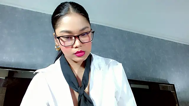 Snapshot of JasmineMoore chatting on 09-30-25, 09:53 JasmineMoore online show from 09-30-25, 09:53