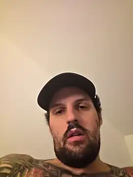 Snapshot of inkedboy7 chatting on 11-11-25, 02:22 inkedboy7 online show from 11-11-25, 02:22