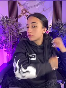 Ady 18 online show from 02-11-26, 09:31