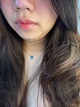 Hotellinh12 online show from 03-31-26, 06:36