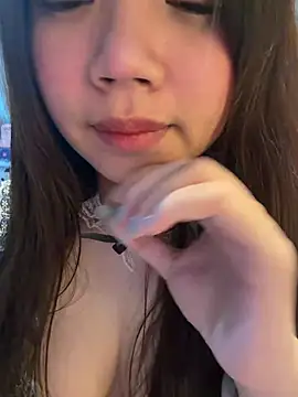 Hotellinh12 online show from 04-20-26, 12:08