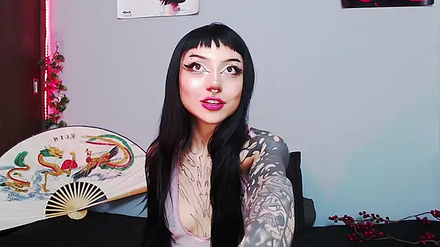 catipetite online show from 10-27-25, 01:09