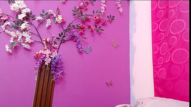 Watagatapitusberry1 online show from 03-02-25, 01:47